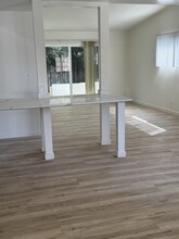 19736 Kittridge St in Winnetka, CA - Building Photo - Building Photo
