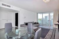 1100 West Ave in Miami Beach, FL - Building Photo - Building Photo