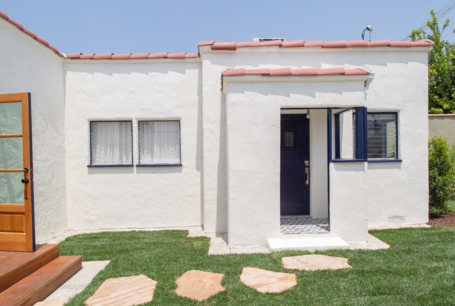 3625 Edenhurst Ave, Unit 3625.5 in Los Angeles, CA - Building Photo - Building Photo