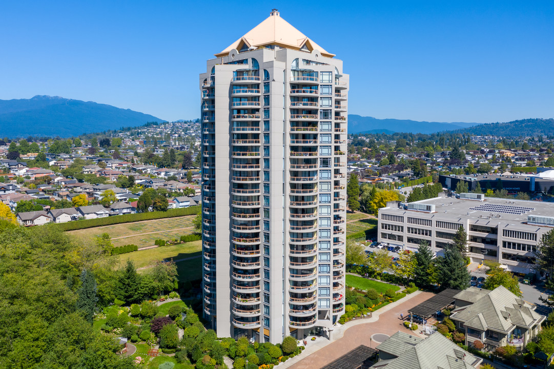 4425 Halifax St in Burnaby, BC - Building Photo