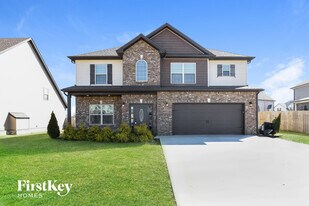 1285 Winterset Dr in Clarksville, TN - Building Photo