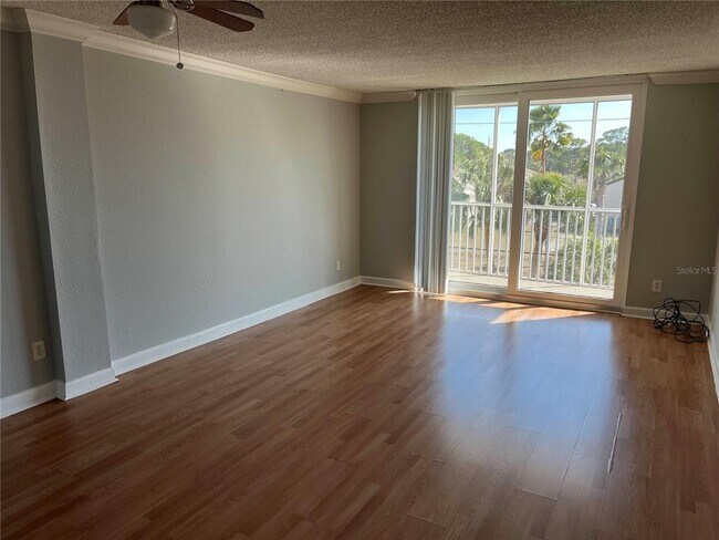 2760 Coconut Bay Ln in Sarasota, FL - Building Photo - Building Photo