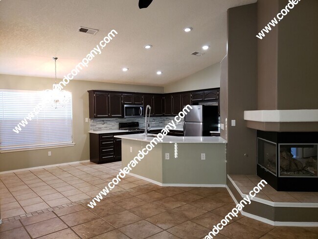 9701 Tapatio Dr NW in Albuquerque, NM - Building Photo - Building Photo