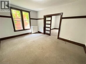 35 Grant Ave in Hamilton, ON - Building Photo - Building Photo