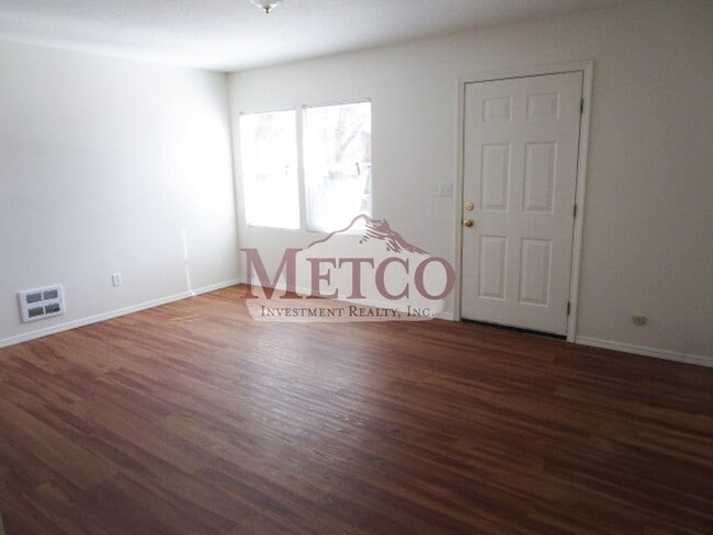 311 Sweet Ln in Cottage Grove, OR - Building Photo - Building Photo