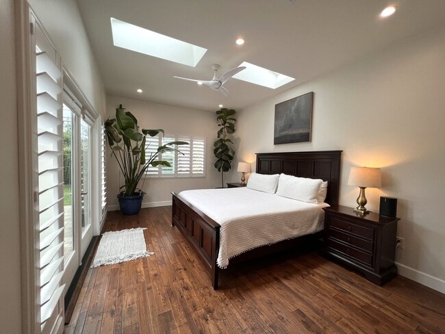 4405 Santa Monica Ave in San Diego, CA - Building Photo - Building Photo