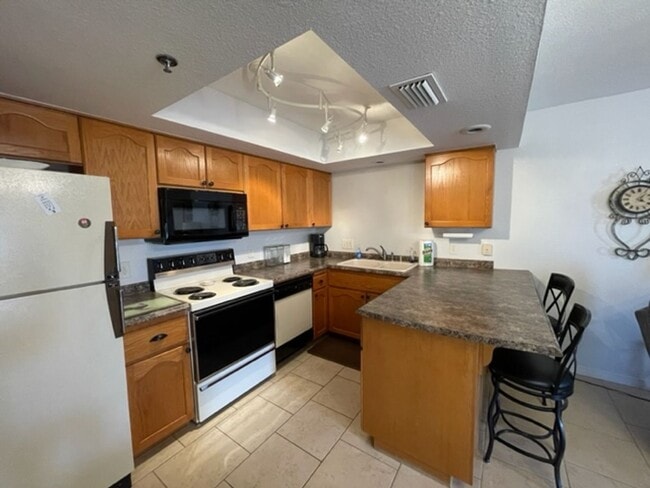 2085 Mesquite Ave in Lake Havasu City, AZ - Building Photo - Building Photo