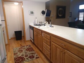 23684 Pondview Plz, Unit G in Golden, CO - Foto de edificio - Building Photo