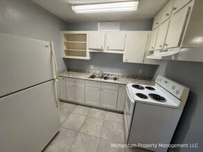 9406 N Mulberry St in Tampa, FL - Building Photo - Building Photo