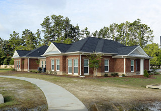 Lake Pointe Apartments in Summerville, SC - Building Photo - Building Photo