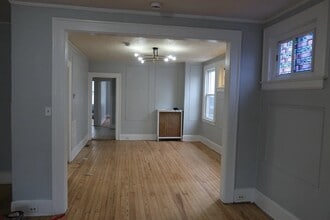 195 Myrtle Ave, Unit 1 in Irvington, NJ - Building Photo - Building Photo