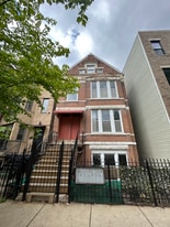 2442 W Iowa St in Chicago, IL - Building Photo