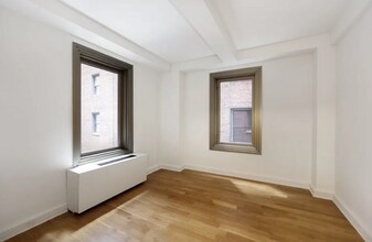 1359 6th Ave in New York, NY - Building Photo - Building Photo