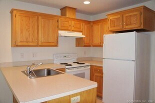 22 Ferris Ave in Norwalk, CT - Building Photo