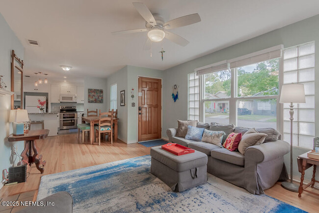 1605 Talbot Ave in Jacksonville, FL - Foto de edificio - Building Photo