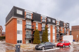 570 De Royan Rue in Laval, QC - Building Photo