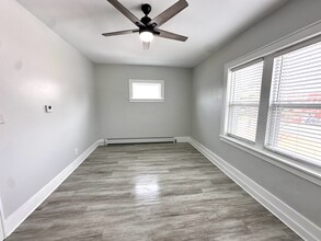 249 Central Park in Rochester, NY - Building Photo - Building Photo