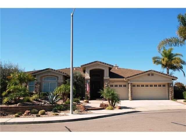 property at 13626 Via Viejo