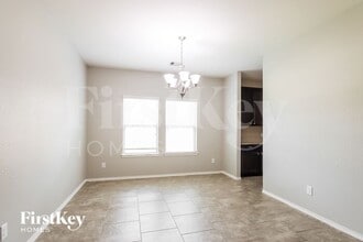 150 Meadow Mill Dr in Conroe, TX - Building Photo - Building Photo