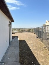 2186 Redondo Ln in Bullhead City, AZ - Building Photo - Building Photo