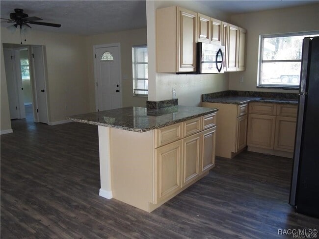 6400 E Kent St in Inverness, FL - Building Photo - Building Photo