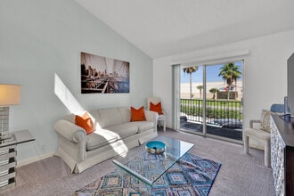 Brownsville Sun Colony Apartments in Brownsville, TX - Foto de edificio - Interior Photo