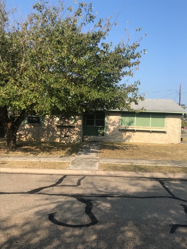 property at 1105 Pine Dr