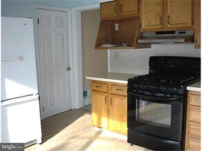 8 E Jefferson St in Media, PA - Building Photo - Building Photo