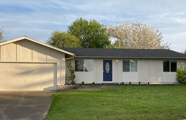 property at 12701 SE 166th St