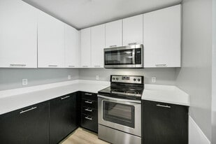 Empire Columbia Apartments in Columbia, SC - Building Photo