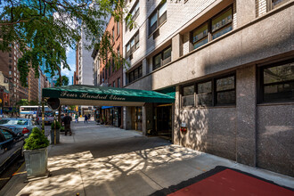 411 E 57th St in New York, NY - Building Photo - Building Photo