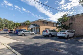 5985 Windsor Forest Dr in Jacksonville, FL - Building Photo - Building Photo