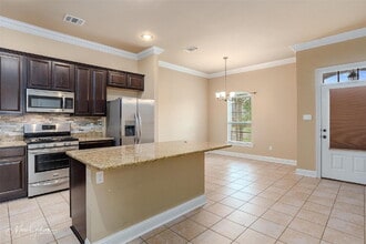 602 Canoe Trail in Bossier City, LA - Foto de edificio - Building Photo