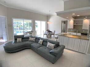 8074 Kaliko Ln in Wellington, FL - Building Photo - Building Photo