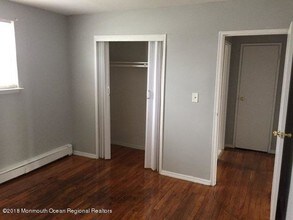 135 Rockwell Ave-Unit -32 in Long Branch, NJ - Building Photo - Building Photo