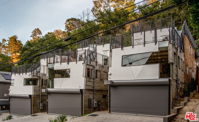 property at 8872 Wonderland Ave