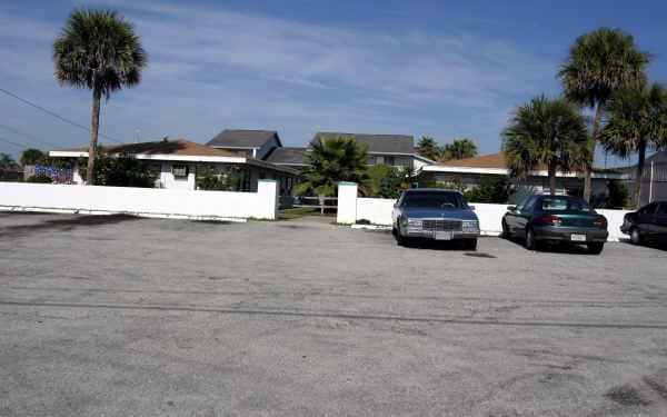 1612 Highway A1a in Satellite Beach, FL - Building Photo