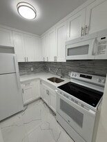 5962 NW 19th St in Lauderhill, FL - Building Photo