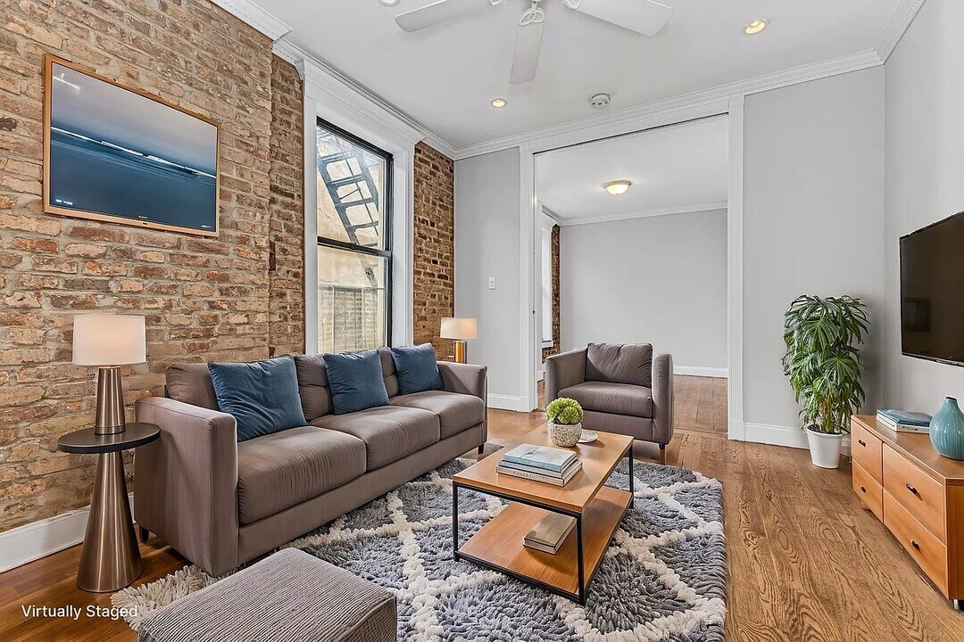232 Elizabeth St in New York, NY - Building Photo