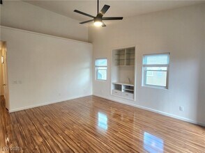 2053 Quartz Cliff St in Las Vegas, NV - Building Photo - Building Photo