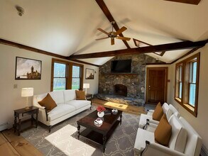 454 Main St in Fremont, NH - Building Photo - Building Photo