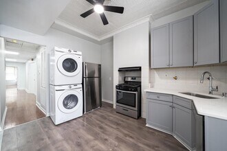 728 Bergen Ave in Jersey City, NJ - Building Photo - Building Photo