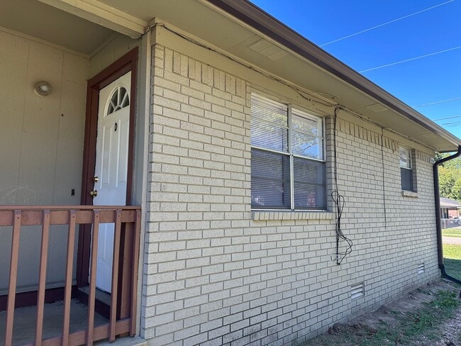 property at 1500 S Commerce Ave