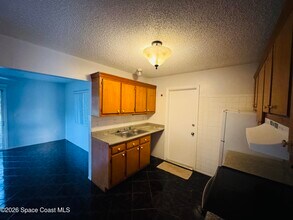 1035 Nevada Dr NE in Palm Bay, FL - Building Photo - Building Photo