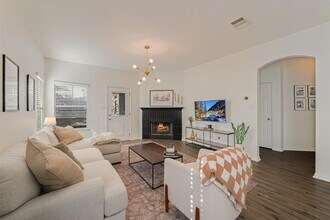 9302 Brents Elm Dr in Austin, TX - Building Photo - Building Photo