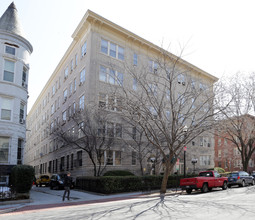 Rutland Courts in Washington, DC - Building Photo - Building Photo