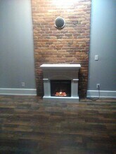 1013 Franklin St in Louisville, KY - Foto de edificio - Building Photo