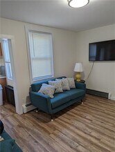 37 Ann St in Newport, RI - Foto de edificio - Building Photo