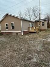 3513 Utica-Sellersburg Rd in Jeffersonville, IN - Building Photo - Building Photo