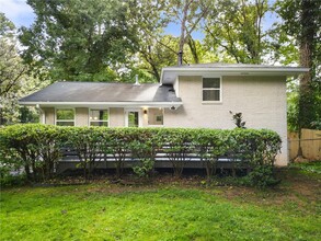 500 Collier Ridge Dr NW in Atlanta, GA - Building Photo - Building Photo